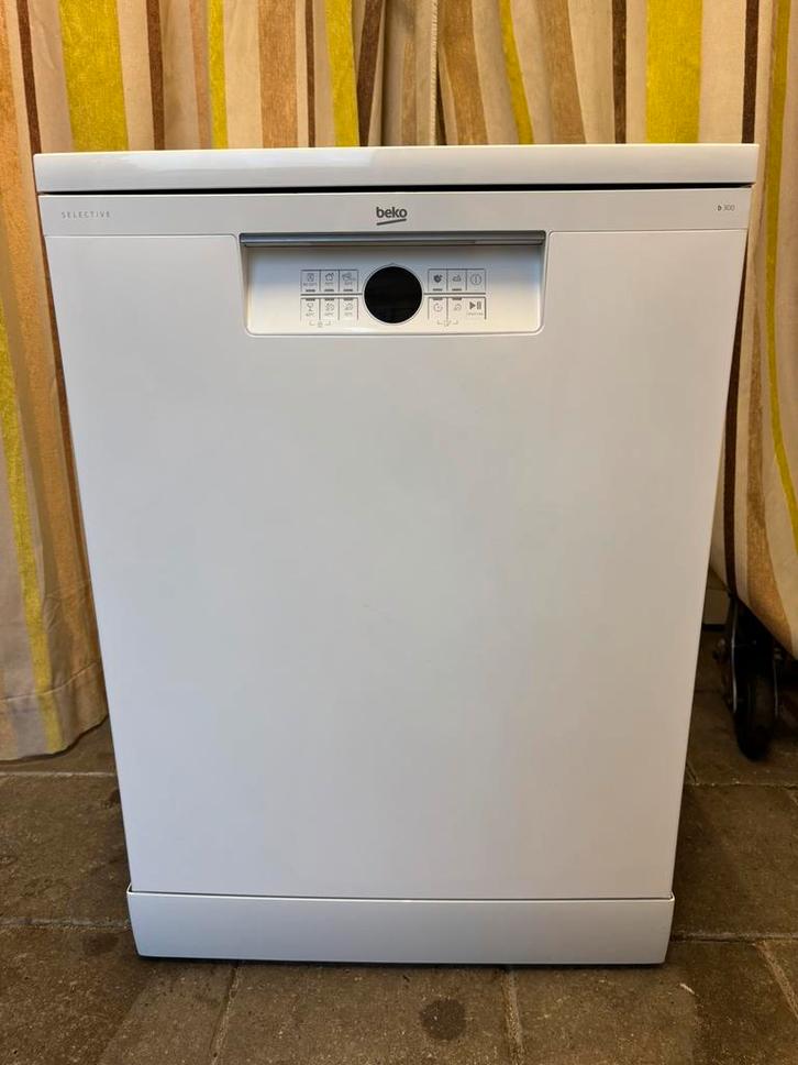 BEKO Vaatwasser - Goede Staat - Werkt Goed - Schoon, Huis en Inrichting, Keuken | Keukenelementen, Zo goed als nieuw, Minder dan 100 cm