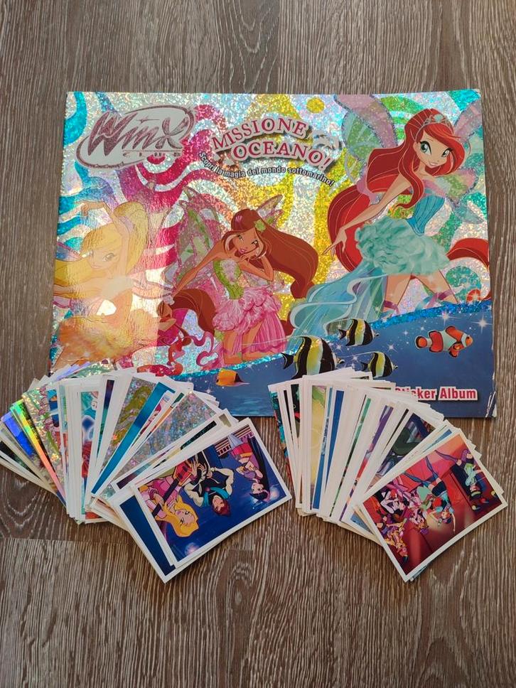 136x Winx panini stickers, Verzamelen, Overige Verzamelen, Zo goed als nieuw, Ophalen of Verzenden