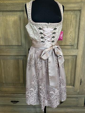Dirndl outlet - maat 42 beschikbaar voor biedingen