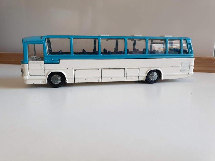 Tekno Holland 950 Mercedes Ben O302 bus beige/lichtblauw    , Hobby en Vrije tijd, Modelauto's | 1:50, Gebruikt, Bus of Vrachtwagen