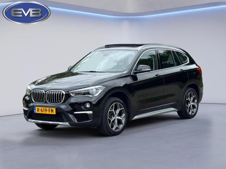 BMW X1 SDrive20i 192 pk High Executive, panoramadak, trekhaa, Auto's, BMW, Bedrijf, Te koop, X1, ABS, Airbags, Airconditioning