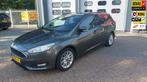 Ford Focus Wagon 1.0 Grijze 125pk nieuw Distributie / cruise, Auto's, 65 €/maand, 125 pk, Gebruikt, Euro 6