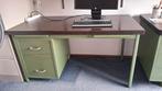 Retro metalen bureau met stevig houten blad, Huis en Inrichting, Bureaus, Ophalen, Gebruikt