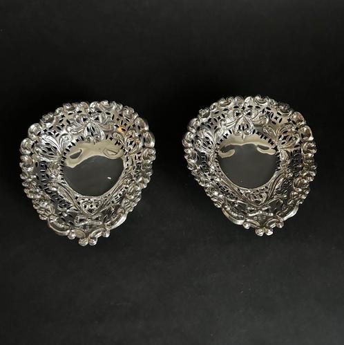 oud Engels Zilver - English sterling silver pralineschaaljes, Antiek en Kunst, Antiek | Goud en Zilver, Zilver, Ophalen of Verzenden