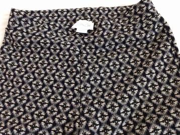 CottonClub flaired broek mt S 36/38 zwart mooi dessin beschikbaar voor biedingen