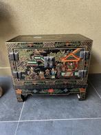 Chinese bruidskist handbeschilderd met onderstel chinees, Huis en Inrichting, Woonaccessoires | Kisten, 50 tot 100 cm, Ophalen of Verzenden