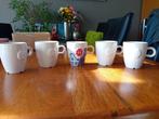 5 DOUWE EGBERTS koffiekopjes / koffie kop / o.a. grachten, Huis en Inrichting, Keuken | Servies, Ophalen of Verzenden, Zo goed als nieuw