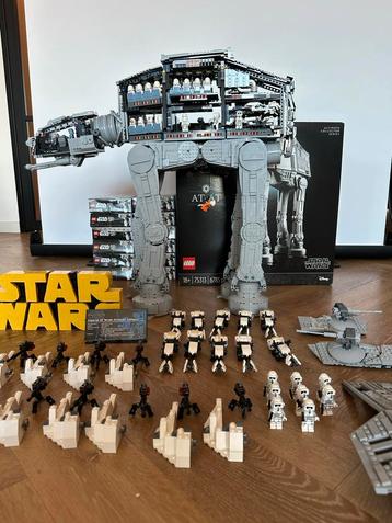 LEGO 75313 AT-AT UCS + 75320 12 Battle Pcks en 75407 SW Logo beschikbaar voor biedingen
