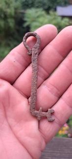 Viking ijzeren sleutel,bodemvondst, Antiek en Kunst, Antiek | Gereedschap en Instrumenten, Ophalen