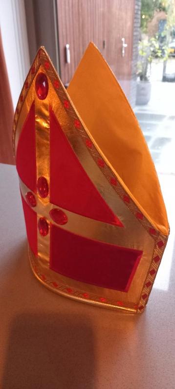 Sinterklaas Mijter - Gevoerd! beschikbaar voor biedingen