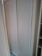 Kledingkast met schuifdeuren, Gebruikt, 100 tot 150 cm, Overige materialen, Met hangruimte