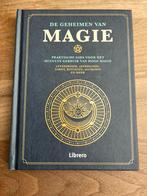 Francis Melville - Handboek der magie, Astrologie, Ophalen of Verzenden, Zo goed als nieuw, Francis Melville