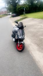 gilera runner 50 cc, Fietsen en Brommers, Scooters | Piaggio, Ophalen of Verzenden