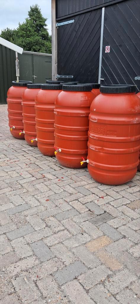 Regenton met kogelkraan, Tuin en Terras, Regentonnen, Zo goed als nieuw, Kunststof, 150 liter of meer, Ophalen