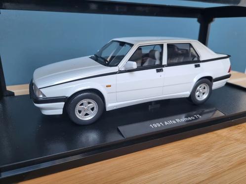 Uitverkoop! Alfa Romeo 75 1991 Wit 1:18, Hobby en Vrije tijd, Modelauto's | 1:18, Nieuw, Auto, Overige merken, Ophalen of Verzenden
