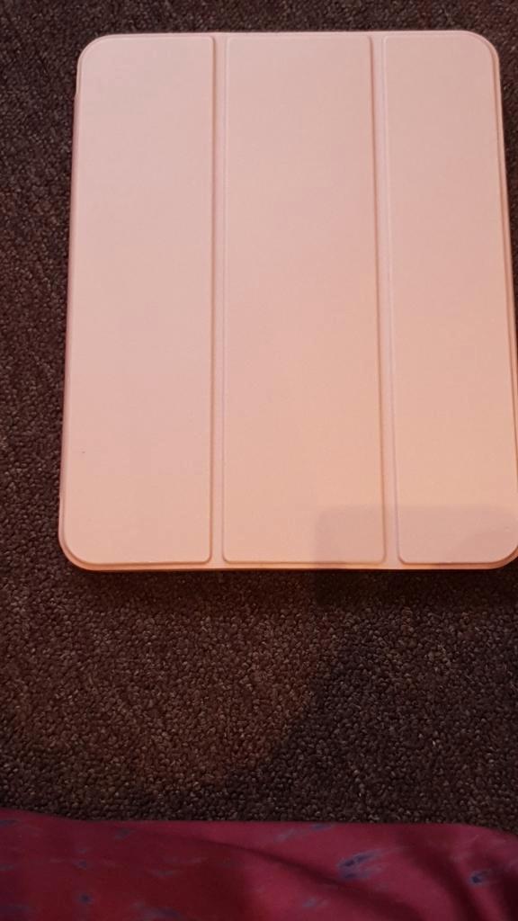 Roze Tablethoes met Penhouder - Nieuwstaat, Computers en Software, Tablet-hoezen, Zo goed als nieuw, Bescherming voor- en achterkant