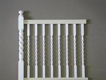 PR2050: Trapspijlen trap spijlen hek baluster spil hout beschikbaar voor biedingen