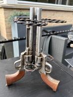 Stoere western flessenhouder metaal–revolver design 30 cm, Ophalen, Zo goed als nieuw