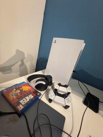 Ps5 disk + 2 controllers + Sony Headset  beschikbaar voor biedingen