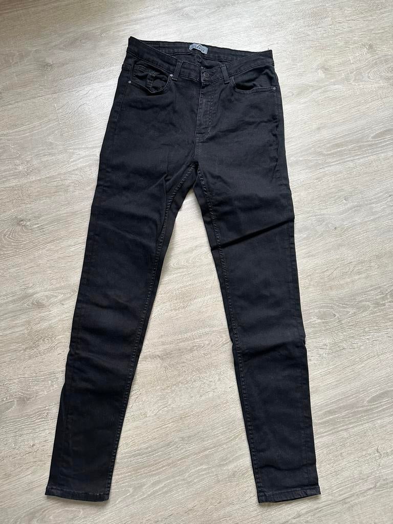 Skinny jeans Capsize, Ophalen of Verzenden, Zo goed als nieuw, Zwart, W30 - W32 (confectie 38/40)