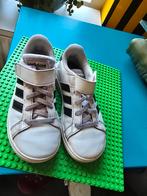 Adidas kinderschoenen maat 28, Kinderen en Baby's, Ophalen, Adidas, Gebruikt, Jongen of Meisje