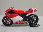 Minichamps: Ducati Desmosedici GP3 - Troy Bayliss - MotoGP, Ophalen of Verzenden, Nieuw, 1:9 t/m 1:12, Motor