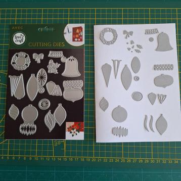 Snijmallen en Clear Stamps van de Action - Thema Kerst beschikbaar voor biedingen