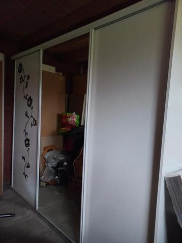 3 deurs schuifdeurkast  met spiegel hang en leg kledingkast
