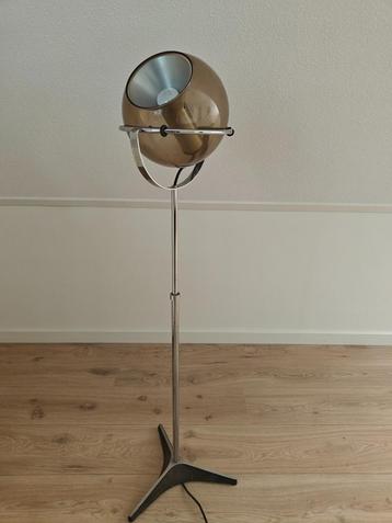 Raak vloerlamp designer Frank Ligtelijn jaren 60/70 beschikbaar voor biedingen