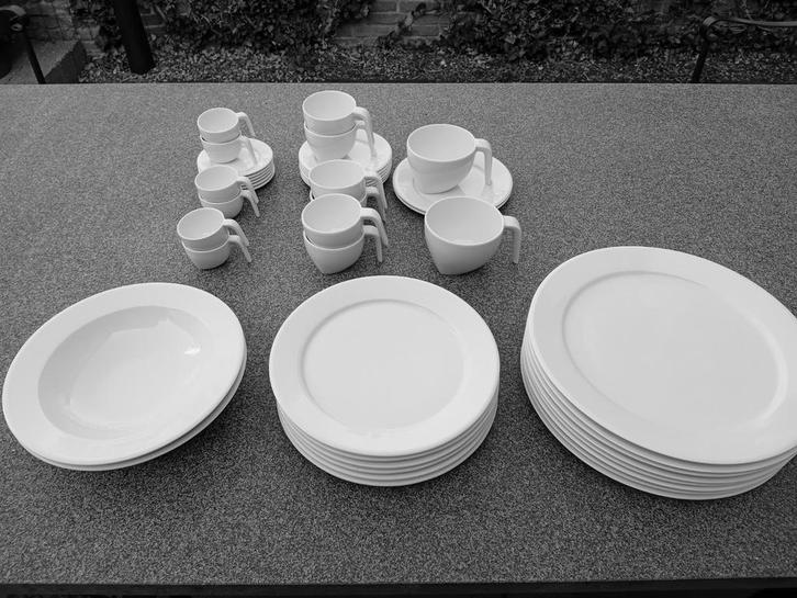 Compleet Arabia Ego iittala Ego servies Stefan Lindfors, Huis en Inrichting, Keuken | Servies, Zo goed als nieuw, Compleet servies