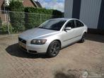 Volvo S40 2.4i Sedan Navi Clima (bj 2006), Auto diversen, Schadeauto's, Overige carrosserieën, Handgeschakeld, Volvo, Zilver of Grijs
