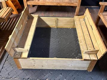 Zandbak Tom beschikbaar voor biedingen