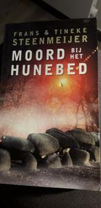 Moord in het hunebed,  Drenthe, Borger , Sekte, Boeken, Avontuur en Actie, Ophalen of Verzenden, Zo goed als nieuw, Frans en Tineke Steenmeijer