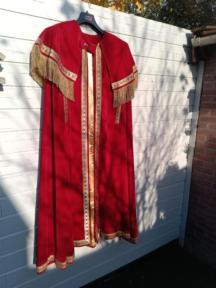 TV style luxe Paardenmantel Stefan - Prachtig!, Diversen, Sinterklaas, Zo goed als nieuw, Ophalen of Verzenden