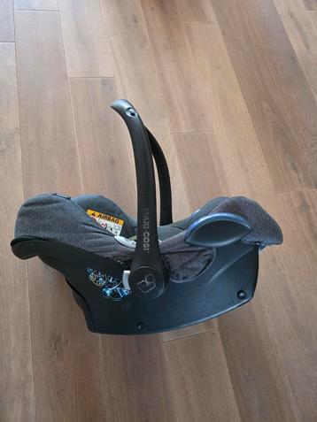 Maxi-Cosi autostoel beschikbaar voor biedingen