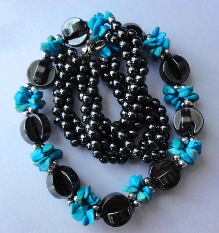 Prachtige Turquoise en Hematiet edelstenen kettin, Sieraden, Tassen en Uiterlijk, Kettingen, Zo goed als nieuw, Steen of Mineraal