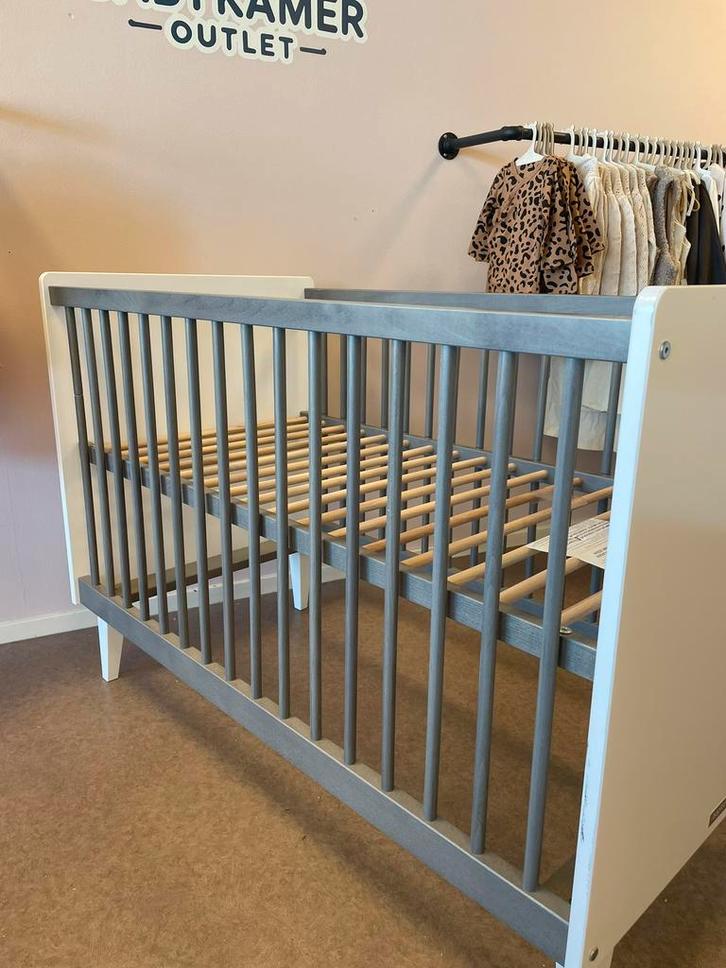 Ledikant wit/grijs 60x120 Bopita, Kinderen en Baby's, Babywiegjes en Ledikanten, Zo goed als nieuw, Ledikant, Ophalen