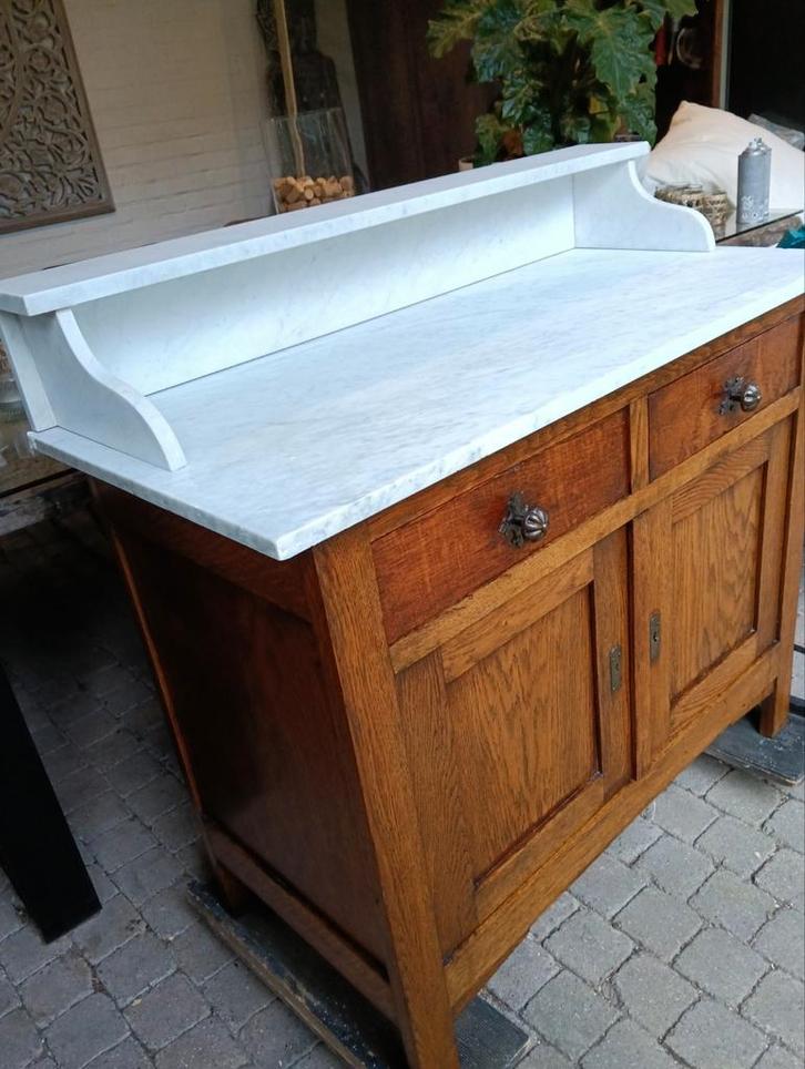 Antieke wastafel badkamermeubel marmer vintage baby y, Huis en Inrichting, Badkamer | Badkamermeubels, Zo goed als nieuw, Minder dan 100 cm