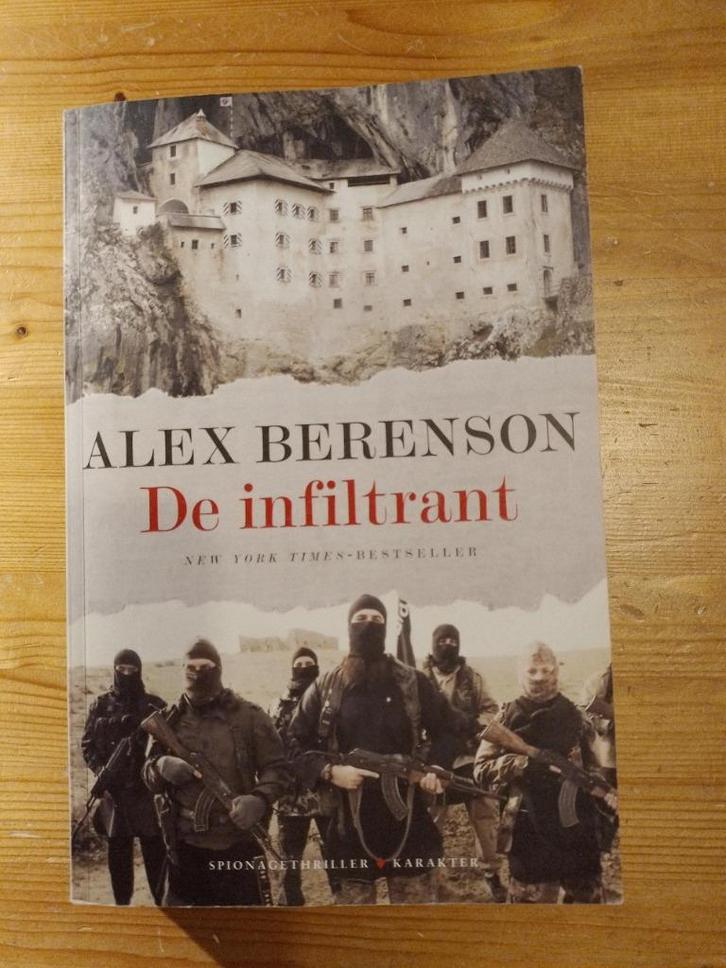 De infiltrant   Alex Berenson, Boeken, Thrillers, Gelezen, Wereld overig, Ophalen of Verzenden