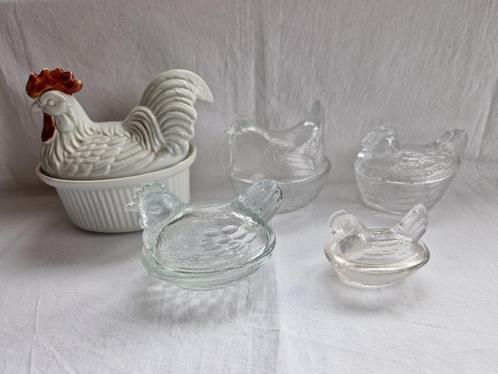 Keramiek en glazen paté kippen., Huis en Inrichting, Keuken | Servies, Zo goed als nieuw, Overige stijlen, Ophalen of Verzenden