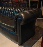 Originele zwarte 4-zits Chesterfield bank, Huis en Inrichting, Gebruikt, Bollenmarkt 14c Zwaagdijk Oost, Treasure, Ophalen of Verzenden