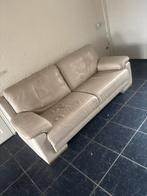 Leren bank + magnetron - Gratis af te halen!, Huis en Inrichting, Gebruikt, Ophalen of Verzenden, Rechte bank, 200 tot 250 cm