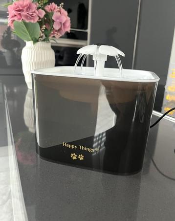 Drinkfontein Kat Hond Happy Things Nieuw beschikbaar voor biedingen