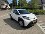 Toyota Aygo X 1.0 VVT-i MT Play Keyless ,Climate cont, stoel, Gebruikt, Euro 6, 4 stoelen, Wit