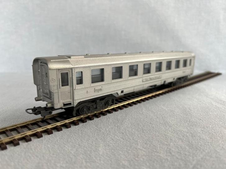 Lima SNCF Mistral rijtuig, Hobby en Vrije tijd, Modeltreinen | H0, Gebruikt, Wagon, Gelijkstroom, Lima, Ophalen of Verzenden