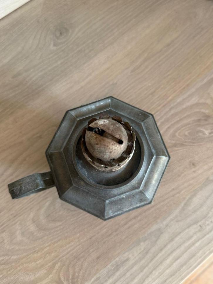 antiek olie lampje, Antiek en Kunst, Antiek | Lampen, Ophalen of Verzenden