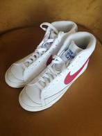 Dames sportschoenen Nike Blazer 39, Kleding | Dames, Schoenen, Ophalen of Verzenden, Zo goed als nieuw, Sneakers of Gympen