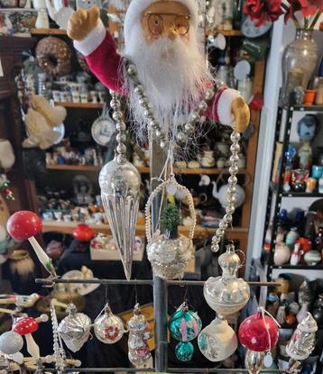 ZOEK UIT! Kerstballen Vogeltjes Figuurtjes Pieken Slingers  beschikbaar voor biedingen