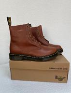 Dr. Martens 1460 Pascal 42 *Nieuw*, Bruin, Verzenden, Lage of Enkellaarzen, Nieuw