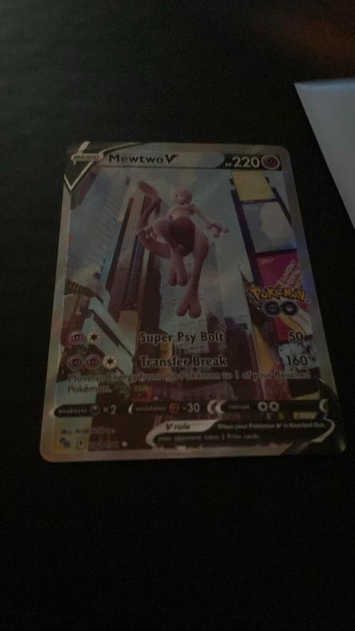 Pokemon mewtwo v  van de set GO, Hobby en Vrije tijd, Verzamelkaartspellen | Pokémon, Zo goed als nieuw, Losse kaart, Ophalen of Verzenden